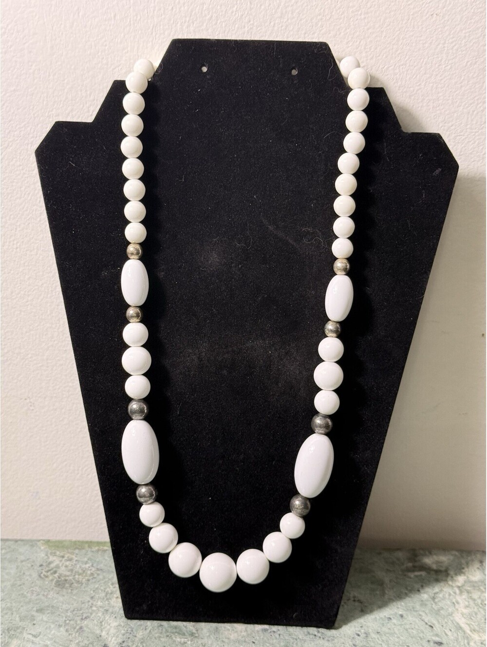 Vintage White Opaque Bead Necklace Silver Tone Accent 1970’s Boho Chunky 24 Inch